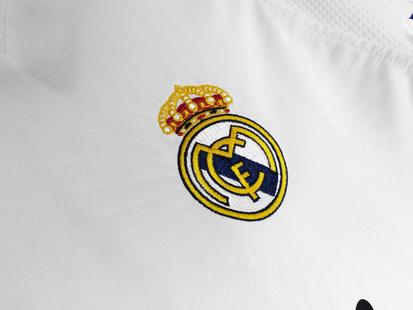 Maillot Rétro Real Madrid Domicile 2010/2011