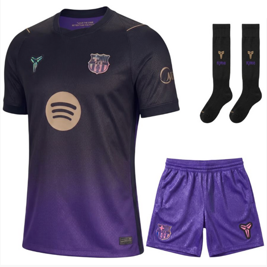 Kit Enfant Barcelone Extérieur 2026/2027