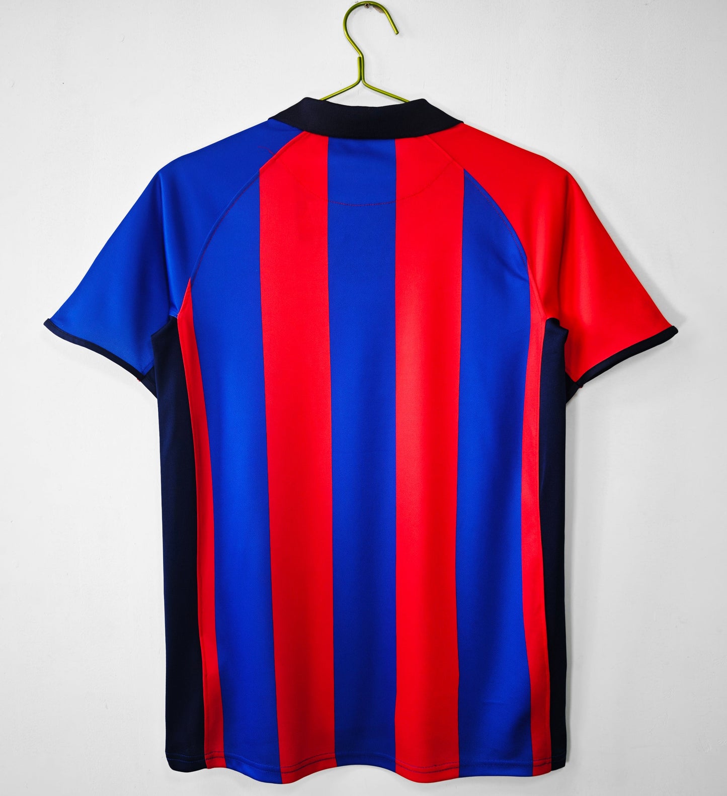 Maillot Rétro FC Barcelone Domicile 2001/2002
