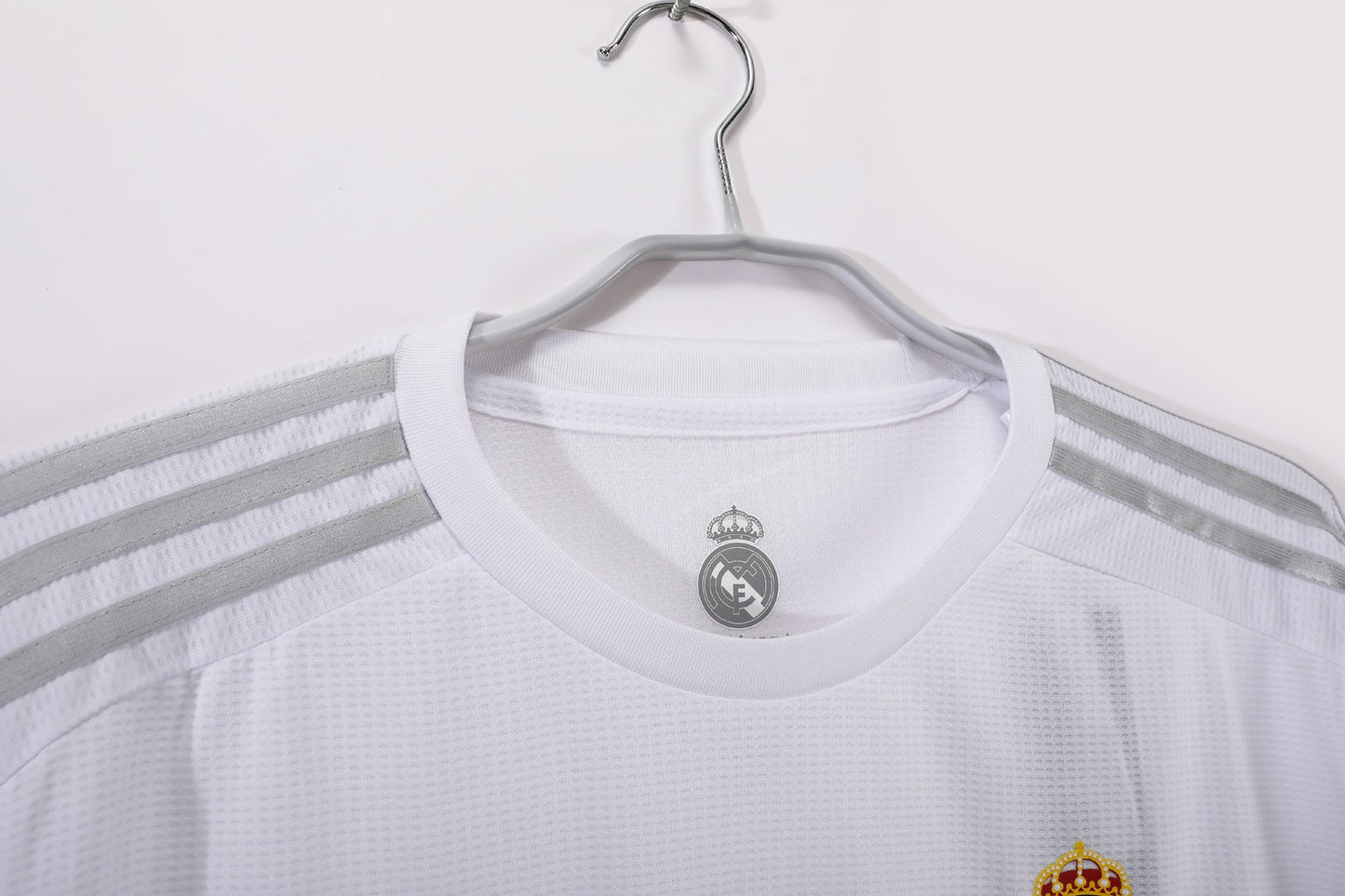 Maillot Rétro Real Madrid Domicile 2015/2016
