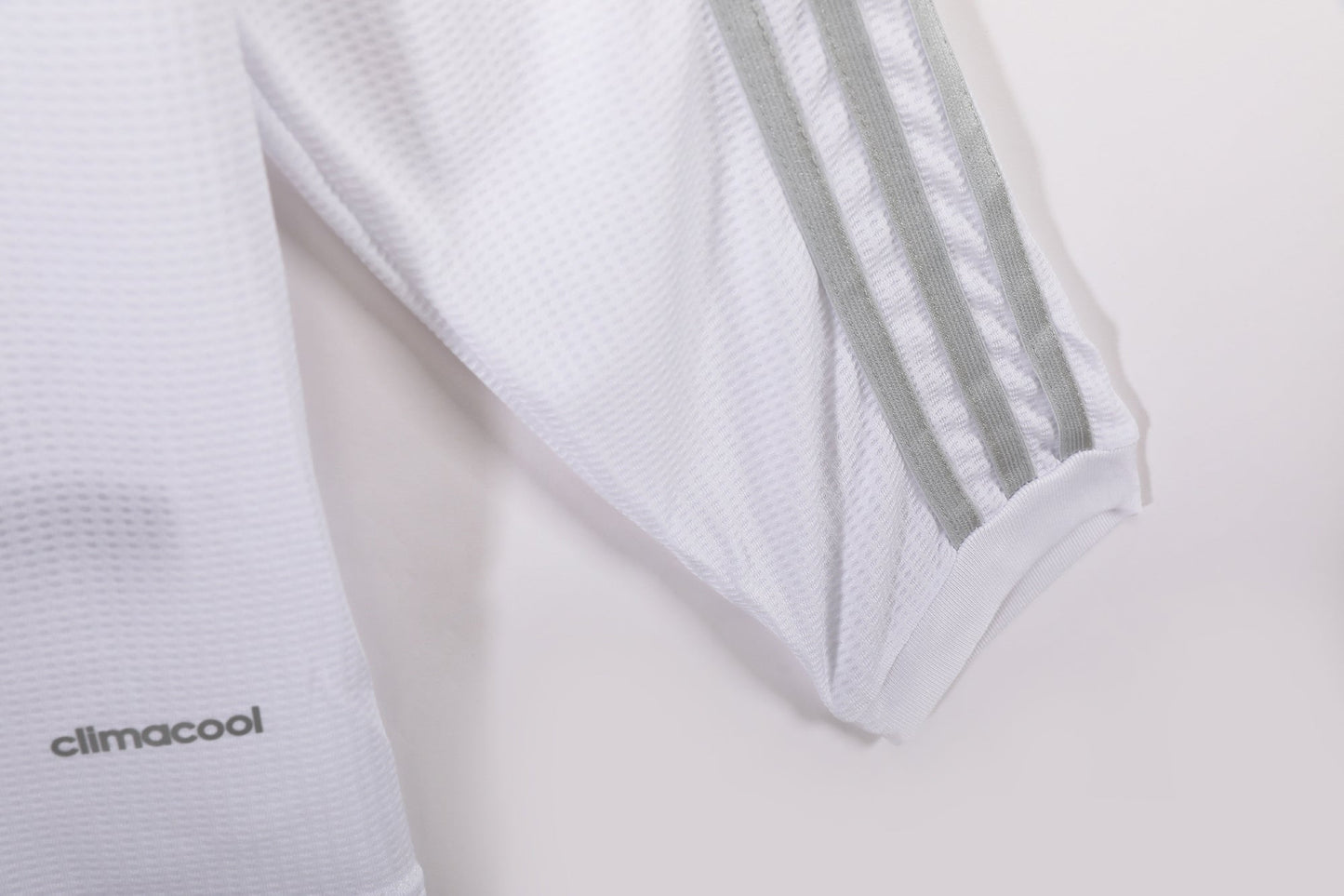 Maillot Rétro Real Madrid Domicile 2015/2016