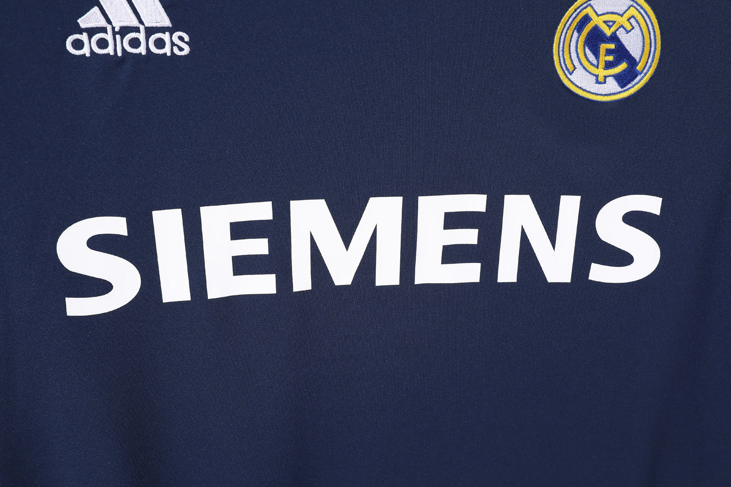 Maillot Rétro Real Madrid Extérieur 2005/2006