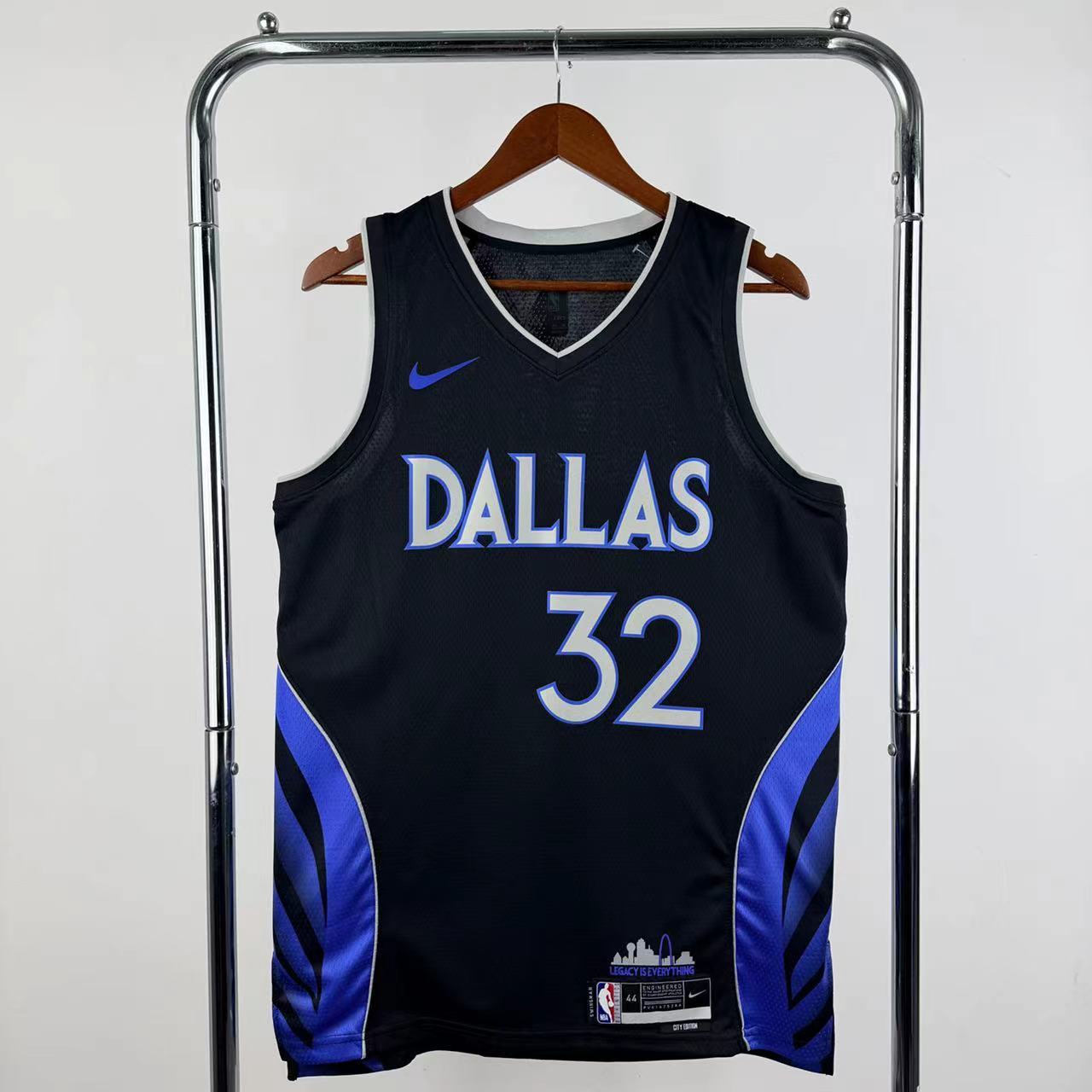 26 Mavericks City Edition n°32