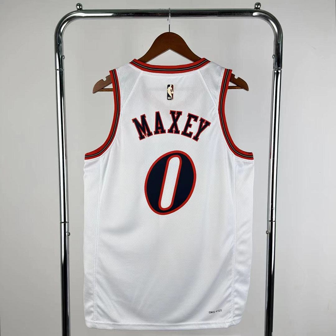 Saison 26 76ers Rétro Blanc n°0 Maxey