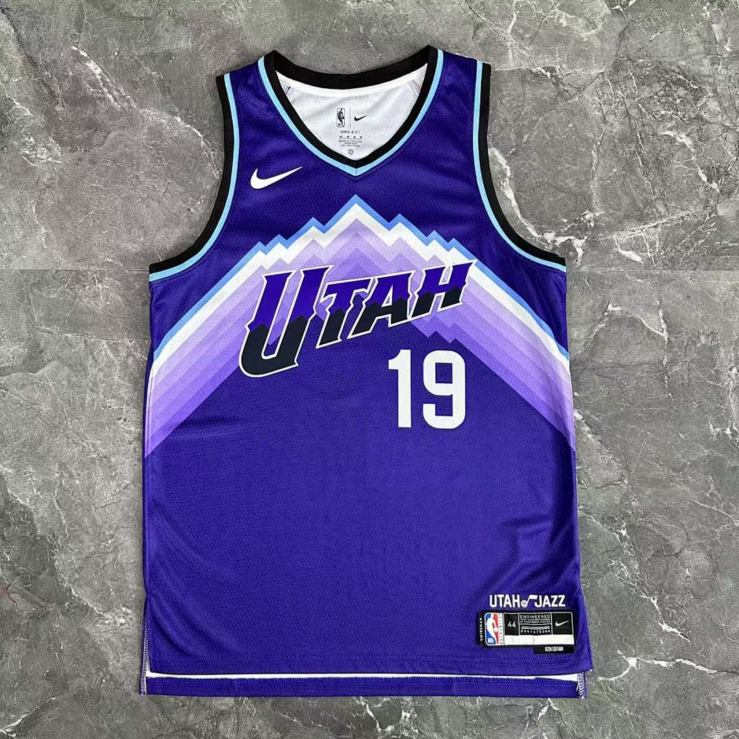 Saison 26 Jazz Violet n°19