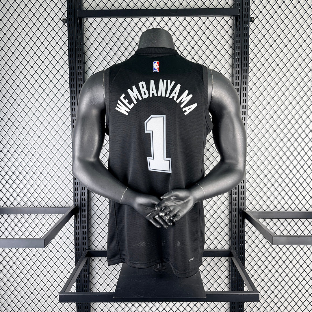 Saison 26 Spurs City Edition n°1