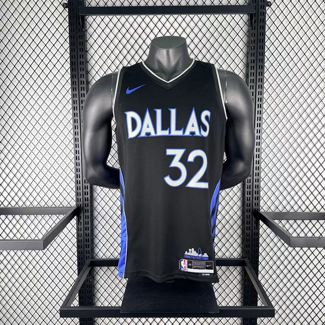 26 Mavericks City Edition n°32