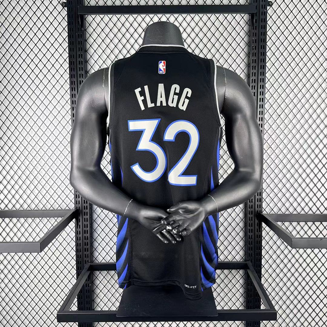 26 Mavericks City Edition n°32