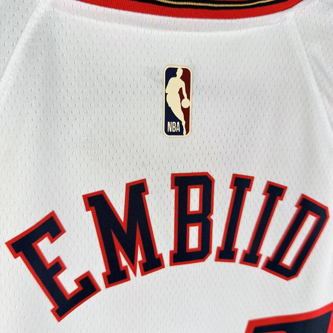 Saison 26 76ers Rétro Blanc n°21 Embiid