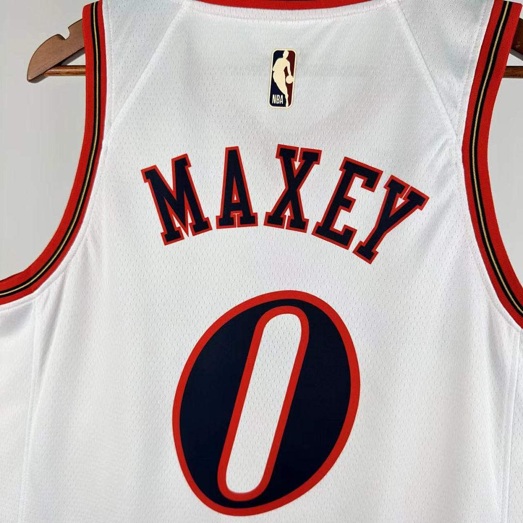 Saison 26 76ers Rétro Blanc n°0 Maxey